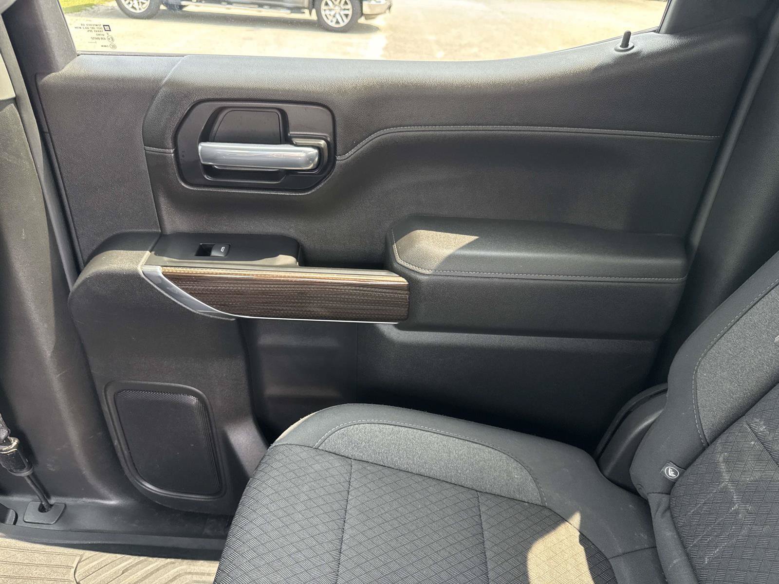 Used 2021 Chevrolet Silverado 1500 LT Trail Boss AWD/4WD image 18