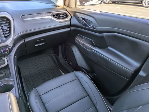 Used 2023 GMC Acadia Denali w/ Denali Ultimate Package image 21