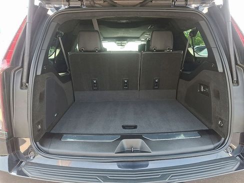 Used 2024 Cadillac Escalade ESV Sport Platinum AWD/4WD image 33