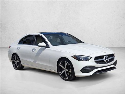 Used 2023 Mercedes-Benz C 300 Sedan image 3