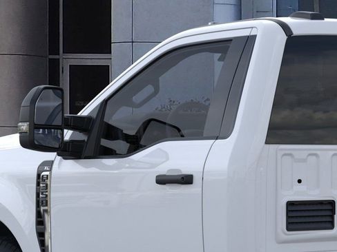 New 2025 Ford F350 XL w/ XL Chrome Package RWD image 20