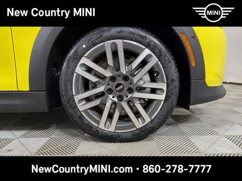 New 2025 MINI Cooper S image 9