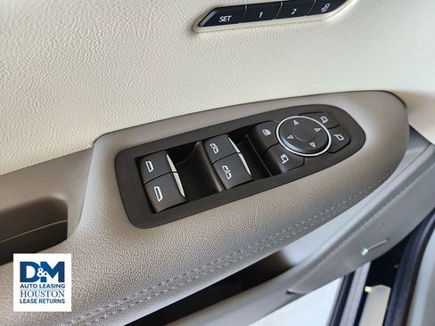 Used 2024 Cadillac XT6 Premium Luxury w/ Technology Package image 30