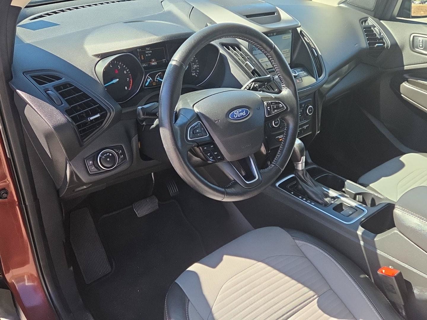 Used 2018 Ford Escape SE w/ SE Sport Appearance Package AWD/4WD image 11