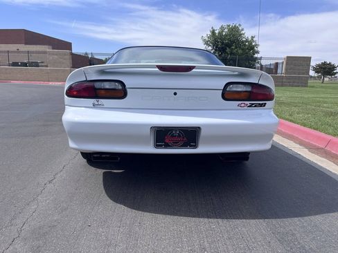 Used 2002 Chevrolet Camaro Z28 w/ Preferred Equipment Group 2 RWD image 2