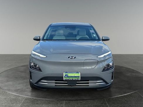 Used 2023 Hyundai Kona Limited w/ Cargo Package FWD image 2