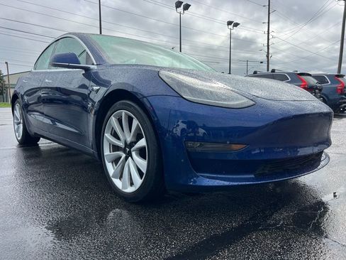 Used 2018 Tesla Model 3 Long Range image 11