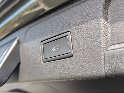 New 2026 Volkswagen Atlas Peak Edition image 34