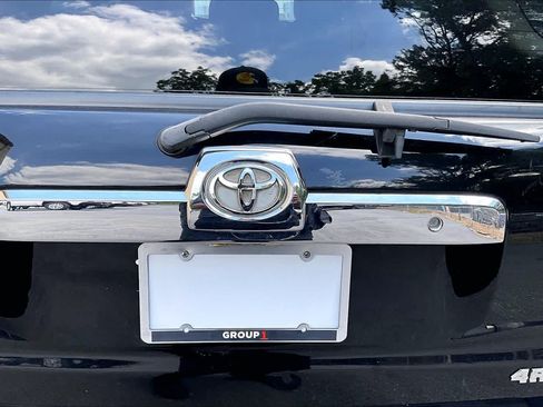 Used 2008 Toyota 4Runner SR5 RWD image 29