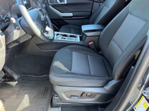 Certified 2024 Ford Explorer XLT AWD/4WD image 19