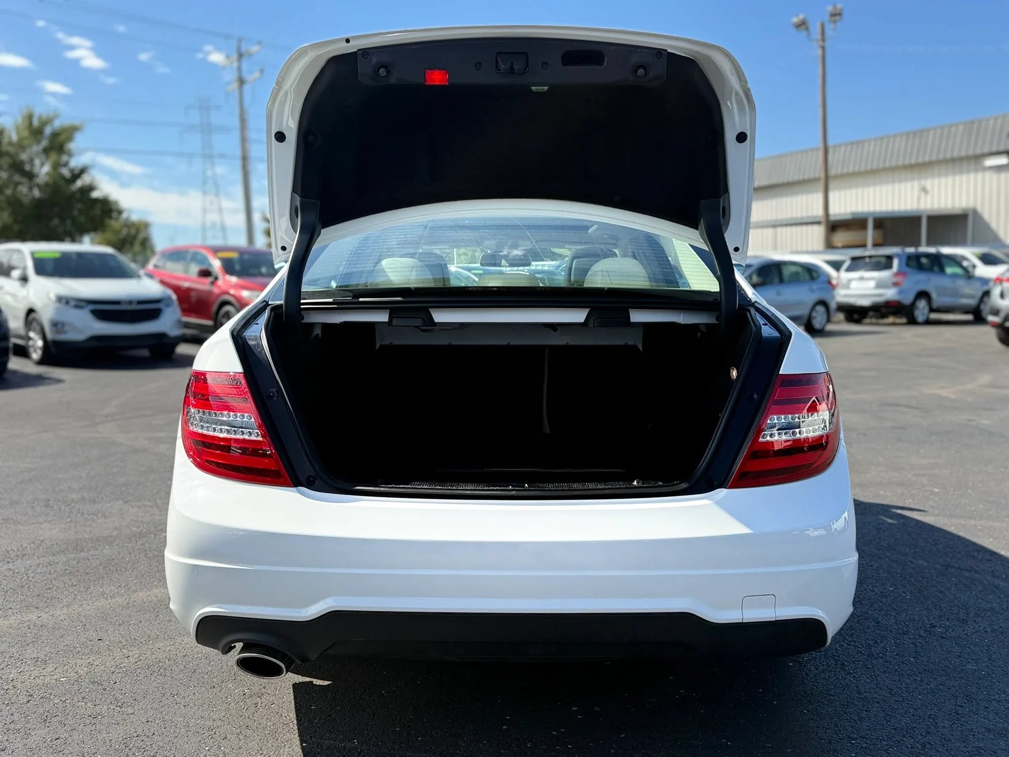 Used 2014 Mercedes-Benz C 250 Sedan image 33