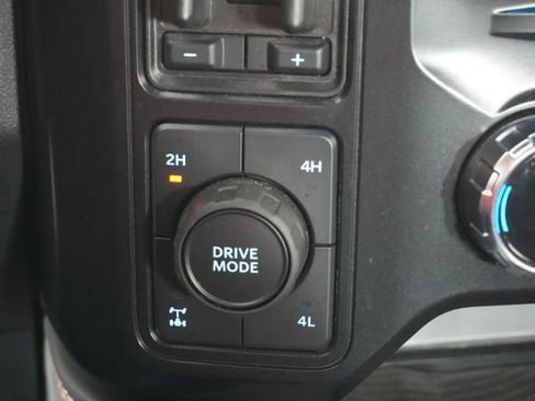 Certified 2024 Ford F250 Platinum AWD/4WD image 23