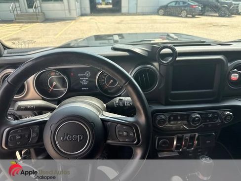 Used 2021 Jeep Wrangler Unlimited Sport AWD/4WD image 9