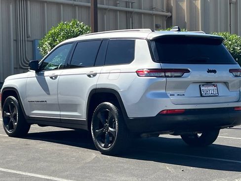 Used 2021 Jeep Grand Cherokee L Laredo AWD/4WD image 6