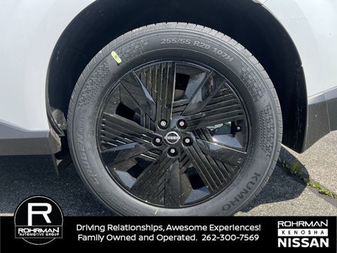 New 2025 Nissan Murano SV image 7