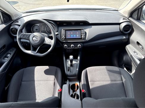Used 2025 Nissan Kicks Play S FWD image 4