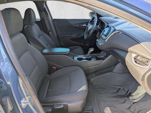 Used 2025 Chevrolet Malibu LS FWD image 18