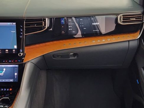 Used 2024 Jeep Grand Wagoneer Series III image 32