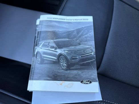Used 2023 Ford Explorer Limited w/ Hybrid Equipment Group 310A AWD/4WD image 26