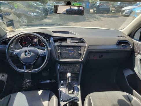 Used 2018 Volkswagen Tiguan SEL image 24
