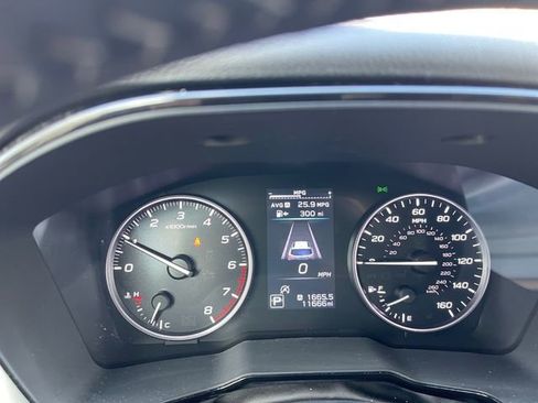 Used 2022 Subaru Outback Premium image 19