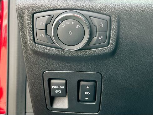 Used 2019 Ford F150 Lariat AWD/4WD image 10