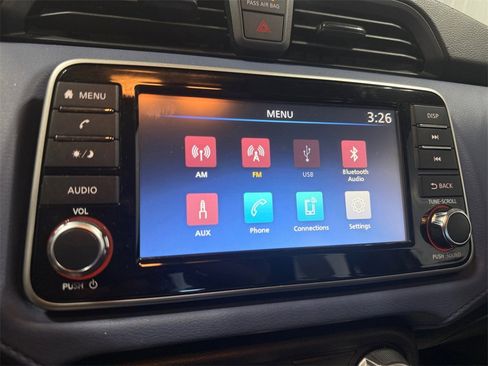 Used 2023 Nissan Versa SV image 18