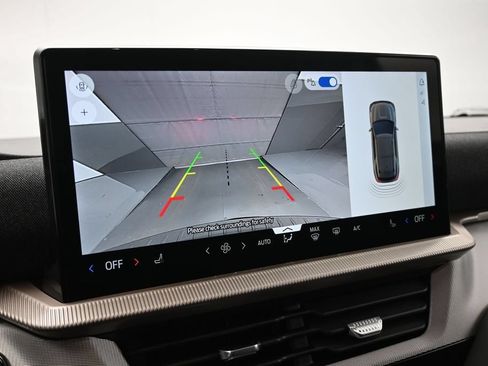 New 2026 Ford Explorer Active RWD image 14