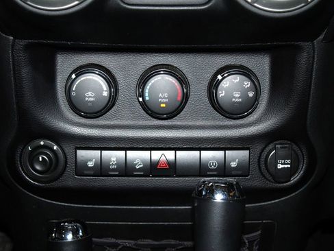 Certified 2016 Jeep Wrangler Unlimited Sahara w/ Max Tow Package image 16