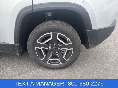 New 2026 Jeep Cherokee Limited AWD/4WD image 7