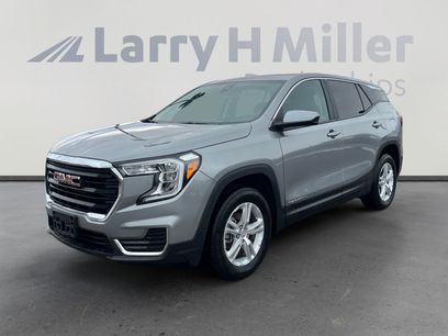 Used 2024 GMC Terrain SLE