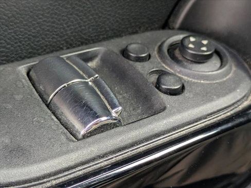 Used 2015 MINI Cooper S image 13