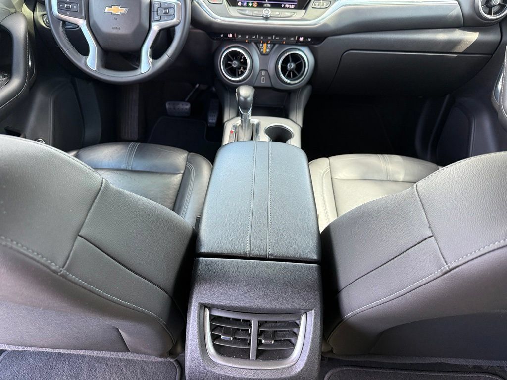Used 2019 Chevrolet Blazer LT FWD image 29