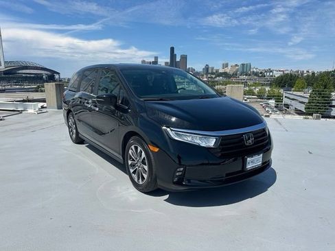 Used 2024 Honda Odyssey EX-L image 1