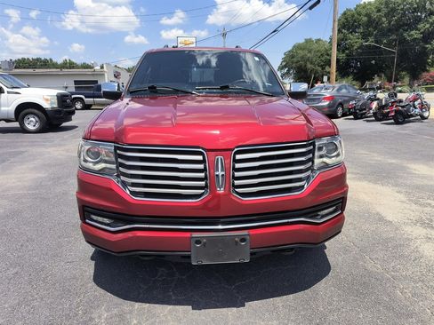 Used 2016 Lincoln Navigator Reserve AWD/4WD image 8