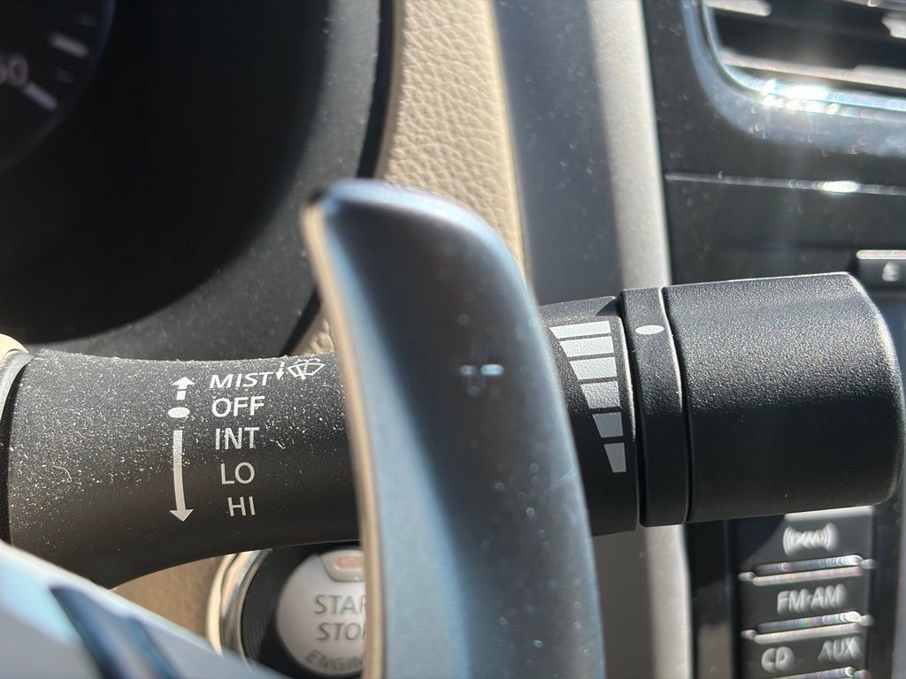 Used 2013 Nissan Altima 3.5 SV w/ Navigation Pkg FWD image 24