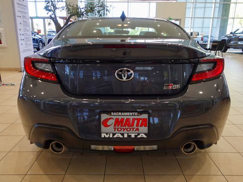 New 2025 Toyota GR86 image 4