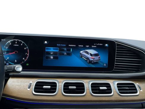 Used 2021 Mercedes-Benz GLE 350 w/ AMG Line Exterior image 46