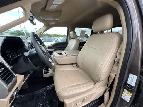 Used 2017 Ford F150 Lariat w/ Trailer Tow Package AWD/4WD image 21