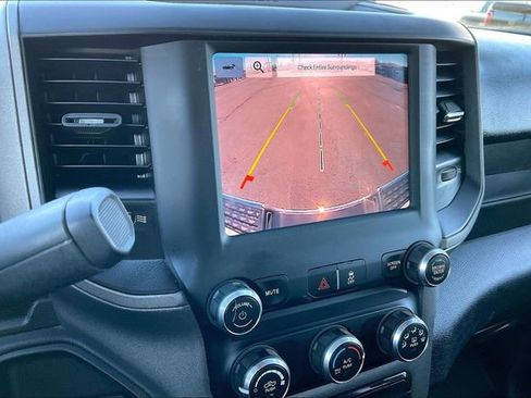 Used 2022 RAM 3500 Tradesman image 23