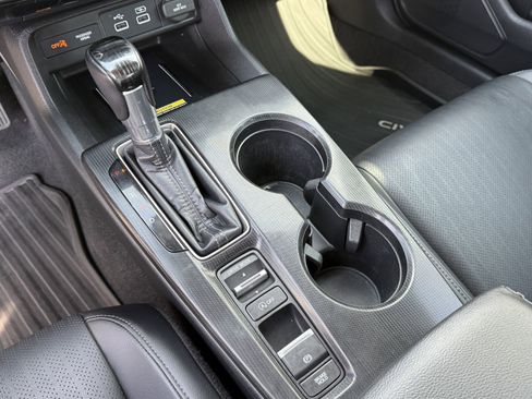 Used 2022 Honda Civic Touring image 22