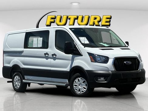 Certified 2025 Ford Transit 250 Low Roof w/ Exterior Upgrade Package RWD image 1