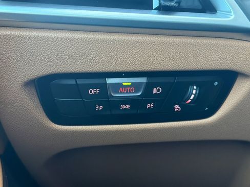 Used 2025 BMW 330i 330i w/ Premium Package image 37