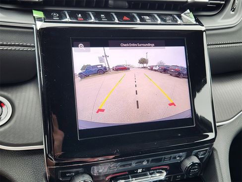 New 2025 Jeep Grand Cherokee Laredo w/ Luxury Tech Group I image 12