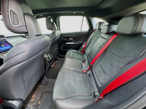 Used 2025 Mercedes-Benz GLC 43 AMG 4MATIC image 16