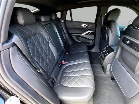 Used 2024 BMW X6 xDrive40i w/ Premium Package AWD/4WD image 19