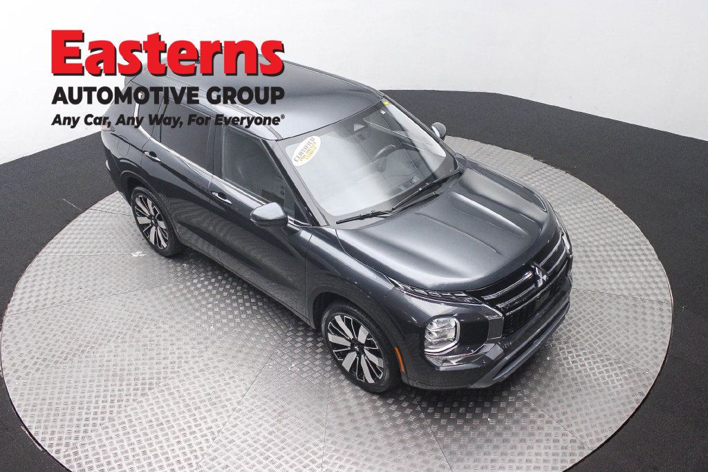 Used 2025 Mitsubishi Outlander SE FWD image 5