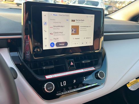 New 2026 Toyota Corolla SE image 24