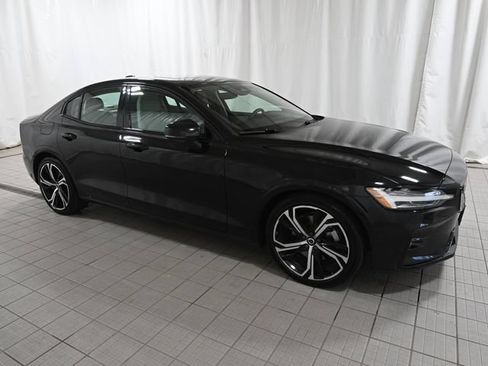 Used 2024 Volvo S60 B5 Core AWD/4WD image 13