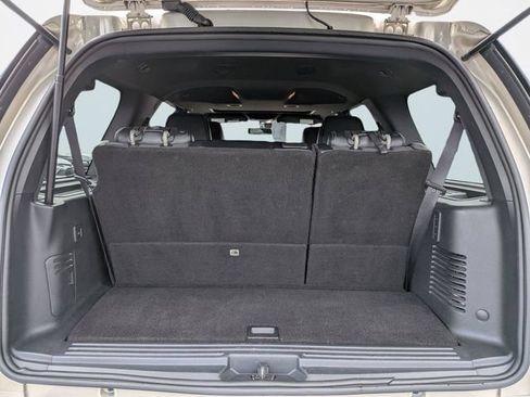 Used 2017 Ford Expedition Platinum RWD image 12